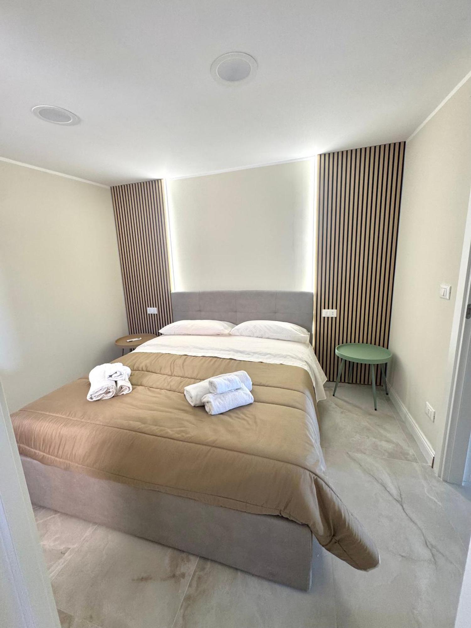 Bed and breakfast Charm Airport 2*