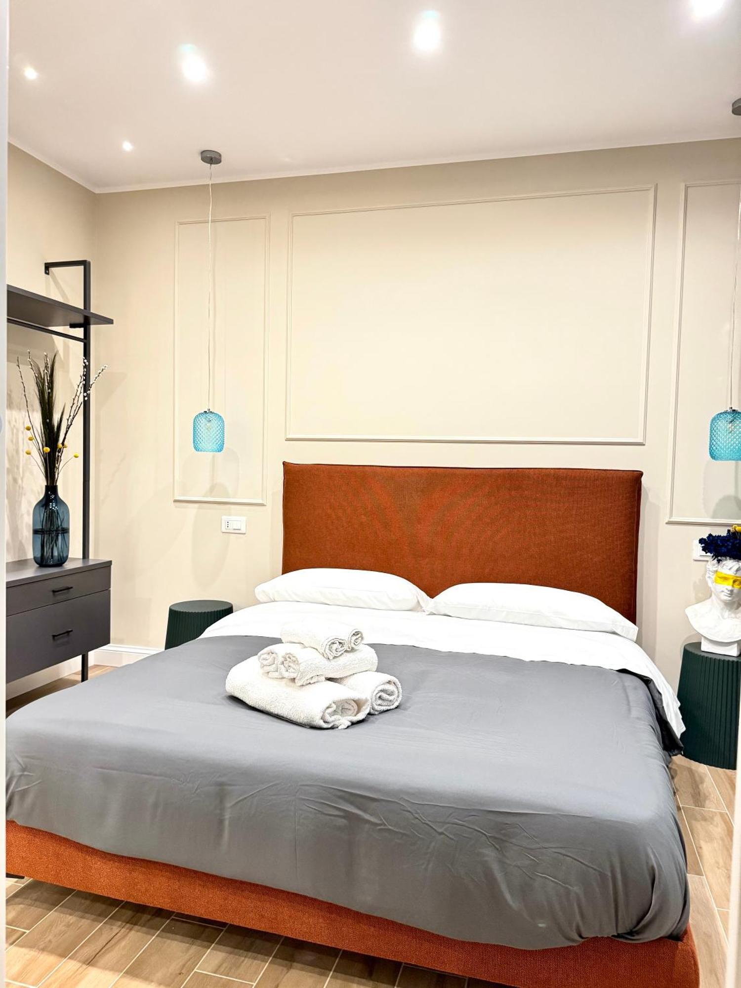 Bed and breakfast Charm Airport 2*