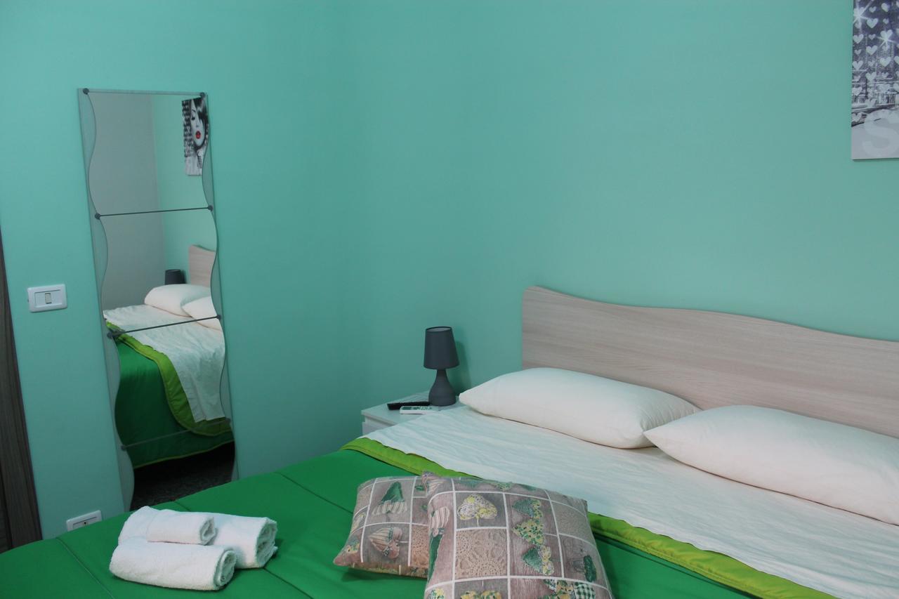 Charm Airport Bed and breakfast 2*